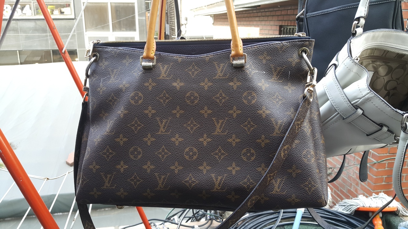 6923_copy_6981_2000769928_xgPyD2QZ_37290944eb4f7992b5f32f820eeb24bcc7ea0e19.jpg 이미지크게보기